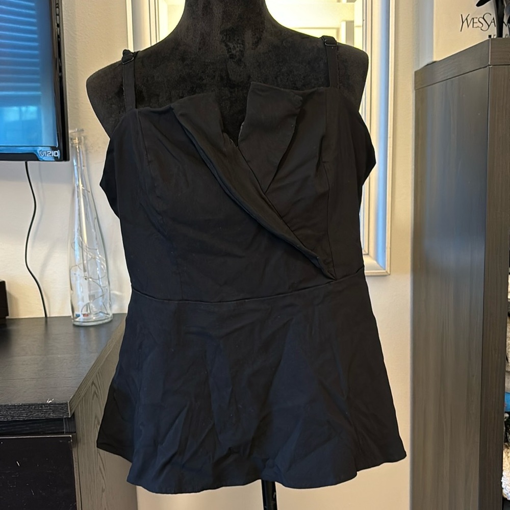 Torrid Top - Picture 2 of 9